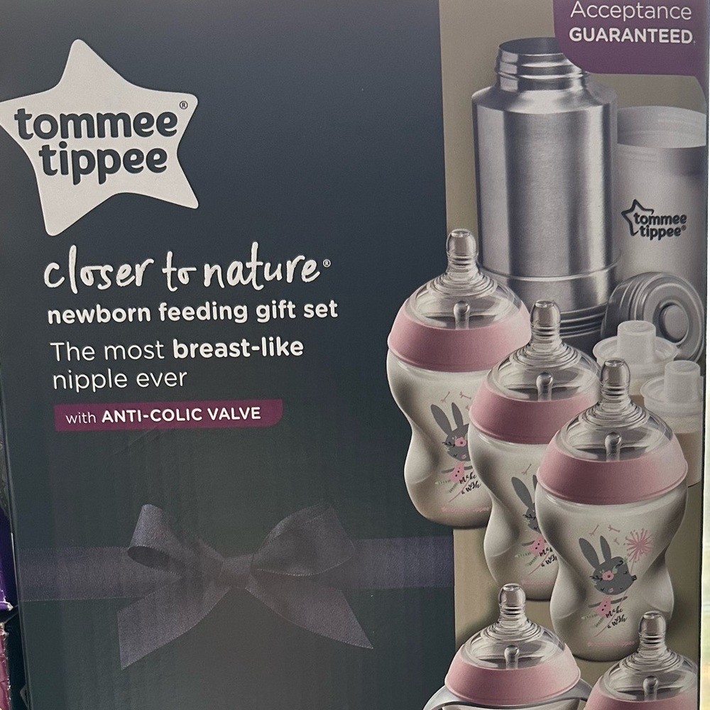 Tommee Tippee Newborn Feeding Set